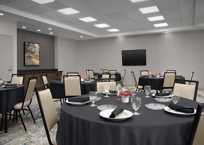 Hilton Garden Hotel