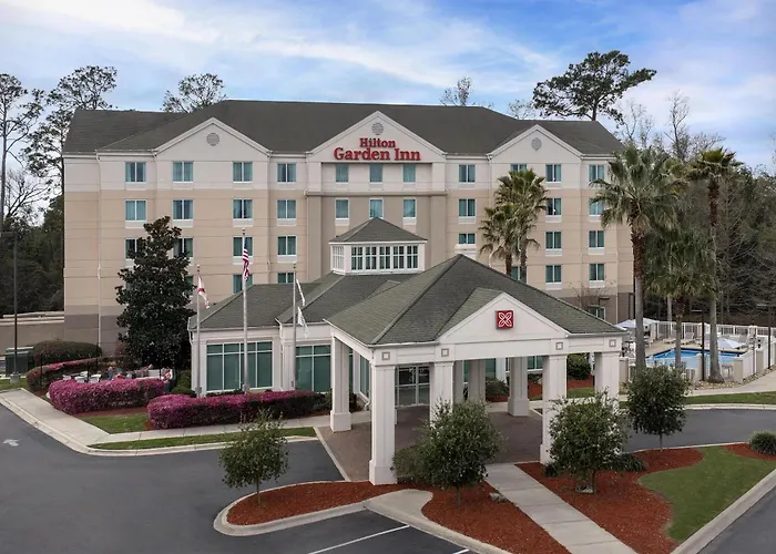 Hilton Garden 3*