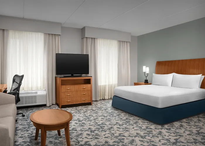 Hilton Garden 3*